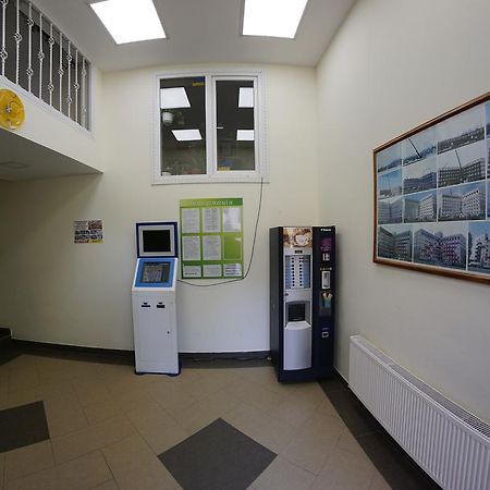 54A Tselinogradskaia Str At Alekseevka Underground Jarkov Exterior foto